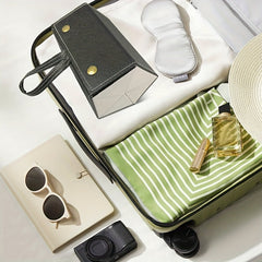 6-Slot Hanging Travel Case & Display Storage Organizer