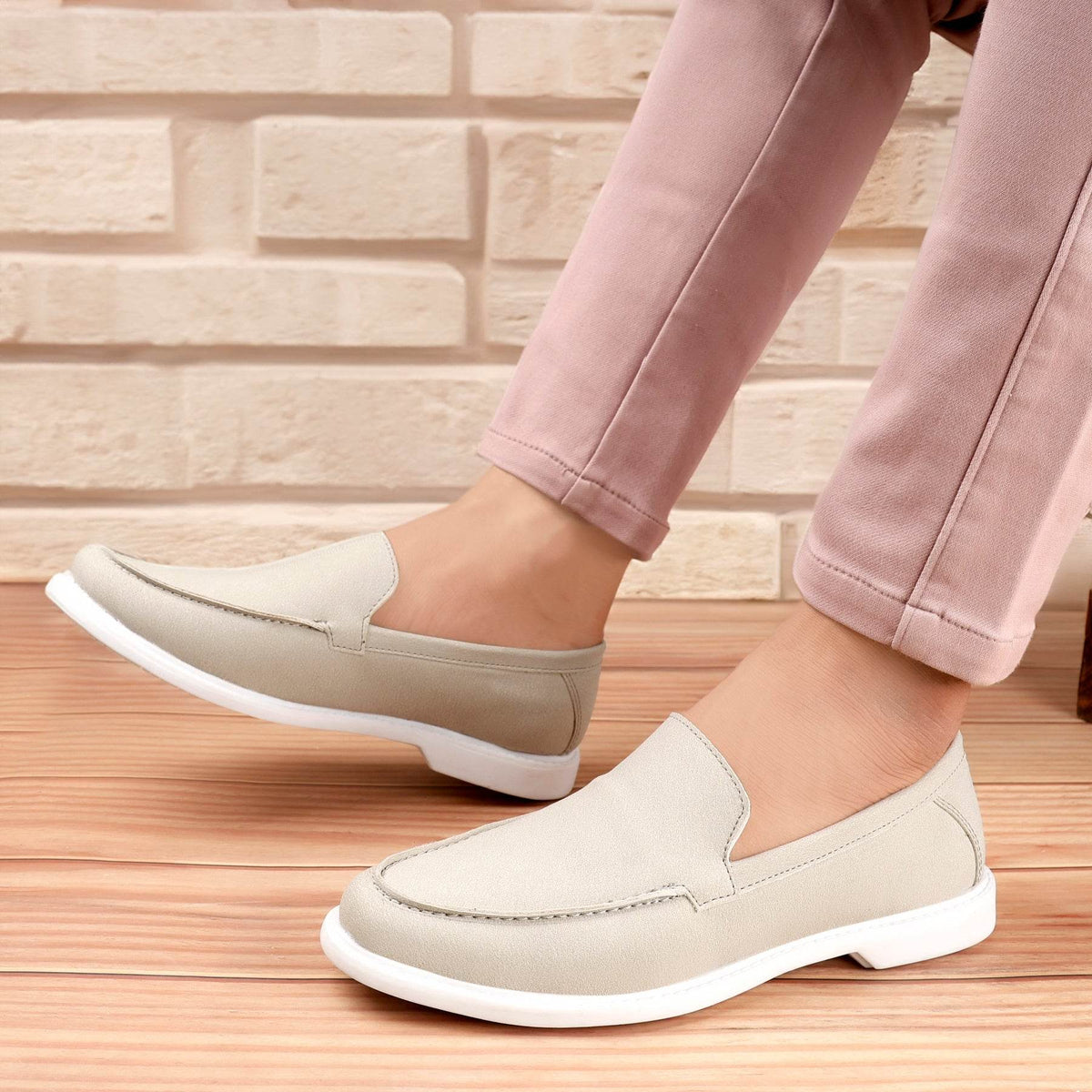 Comfortable old money style shoes for men Loafers - Mens Attire