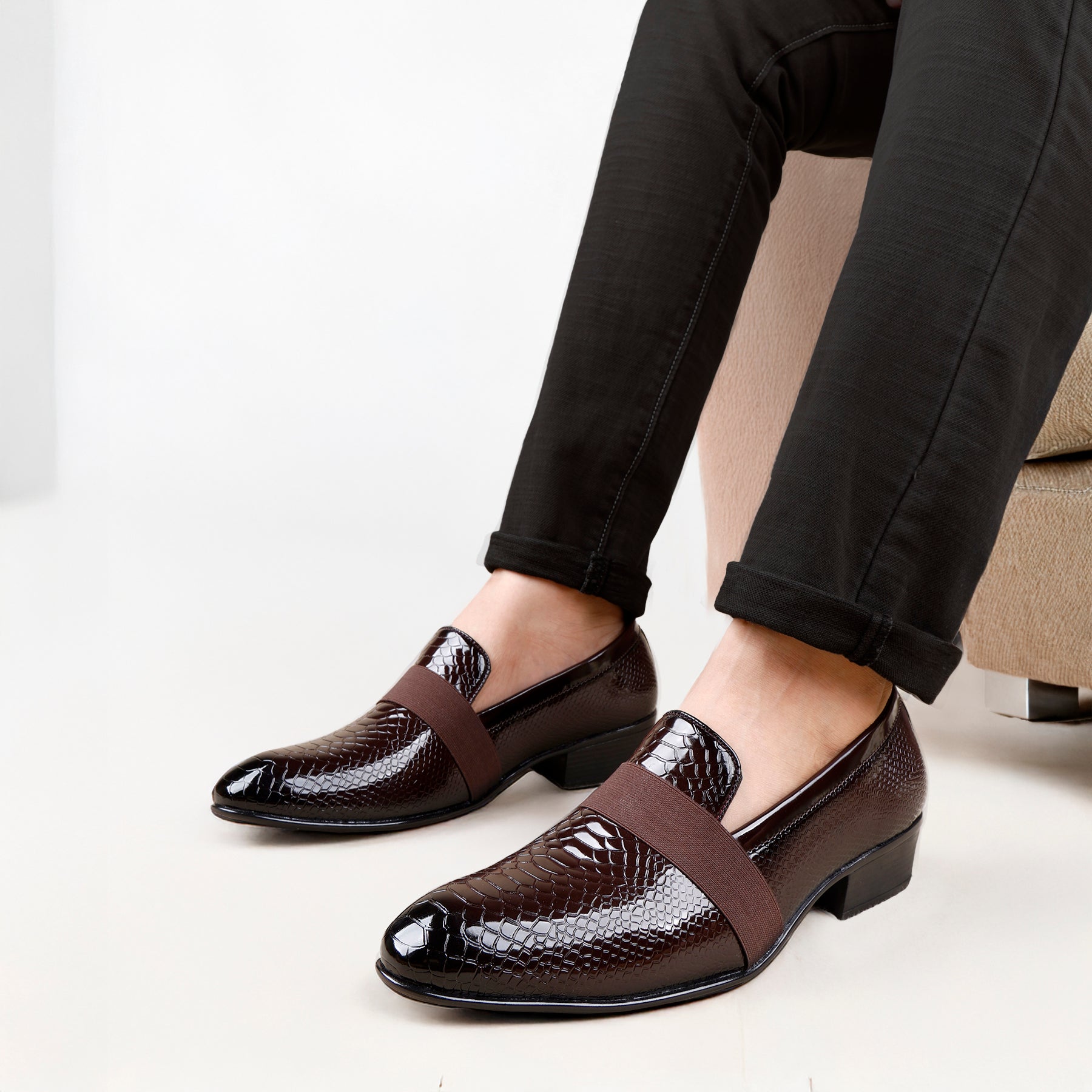 Men’s Royal Traditional Wedding Jutti | Ethnic Party Wear Footwear