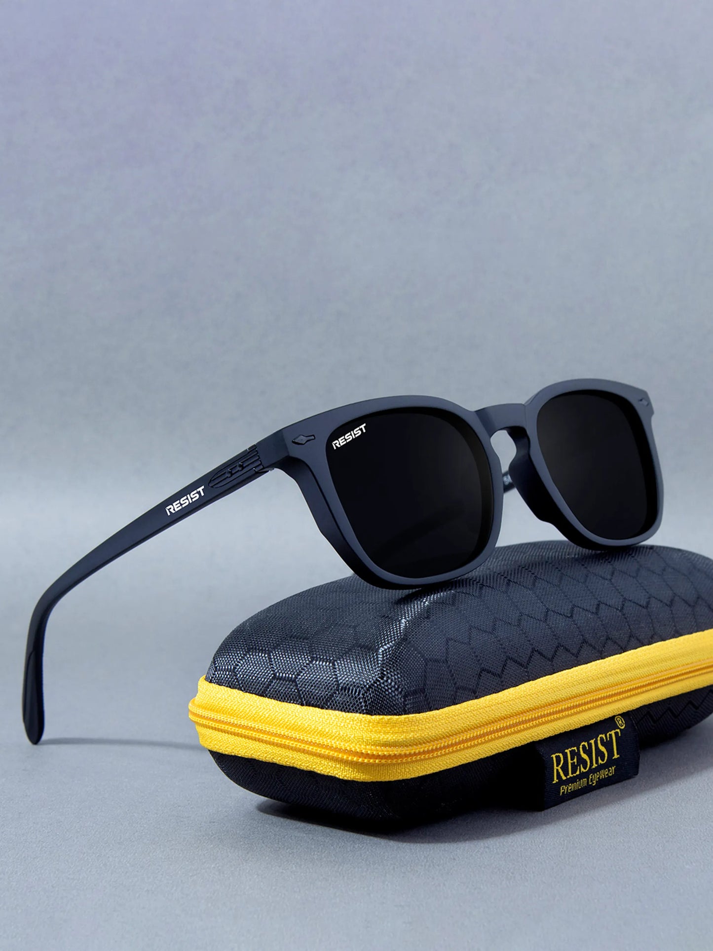 Black UV Protected Wayfarer & Retro Square Sunglasses