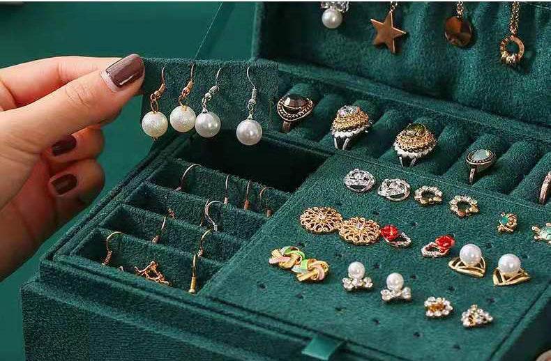 New Green 3-Layer Flannel Jewelry Organizer Box - Mens Attire