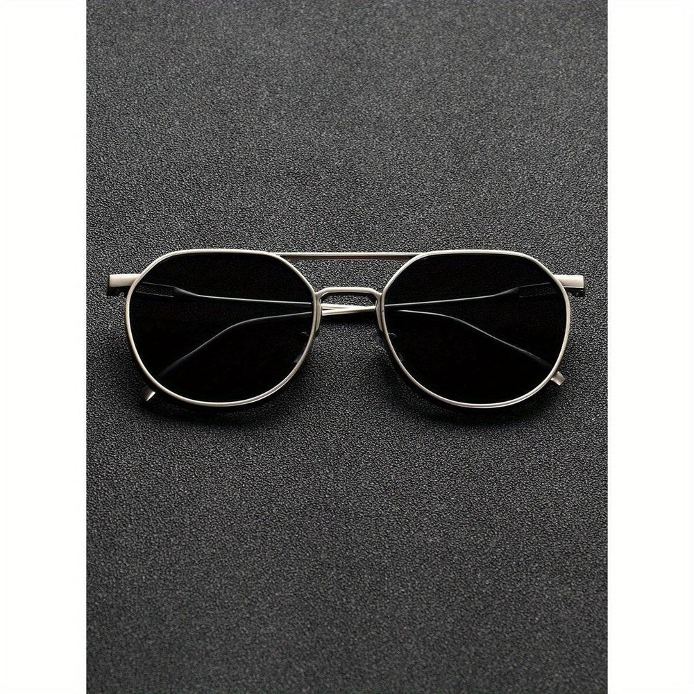 Retro Street Men’s Dual-Beam Fashion Glasses - Mens Attire