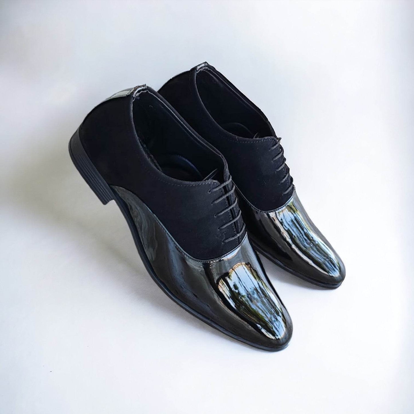 Men's Attire Antiwrinkle Suede Shoes for Men - Lace Up 