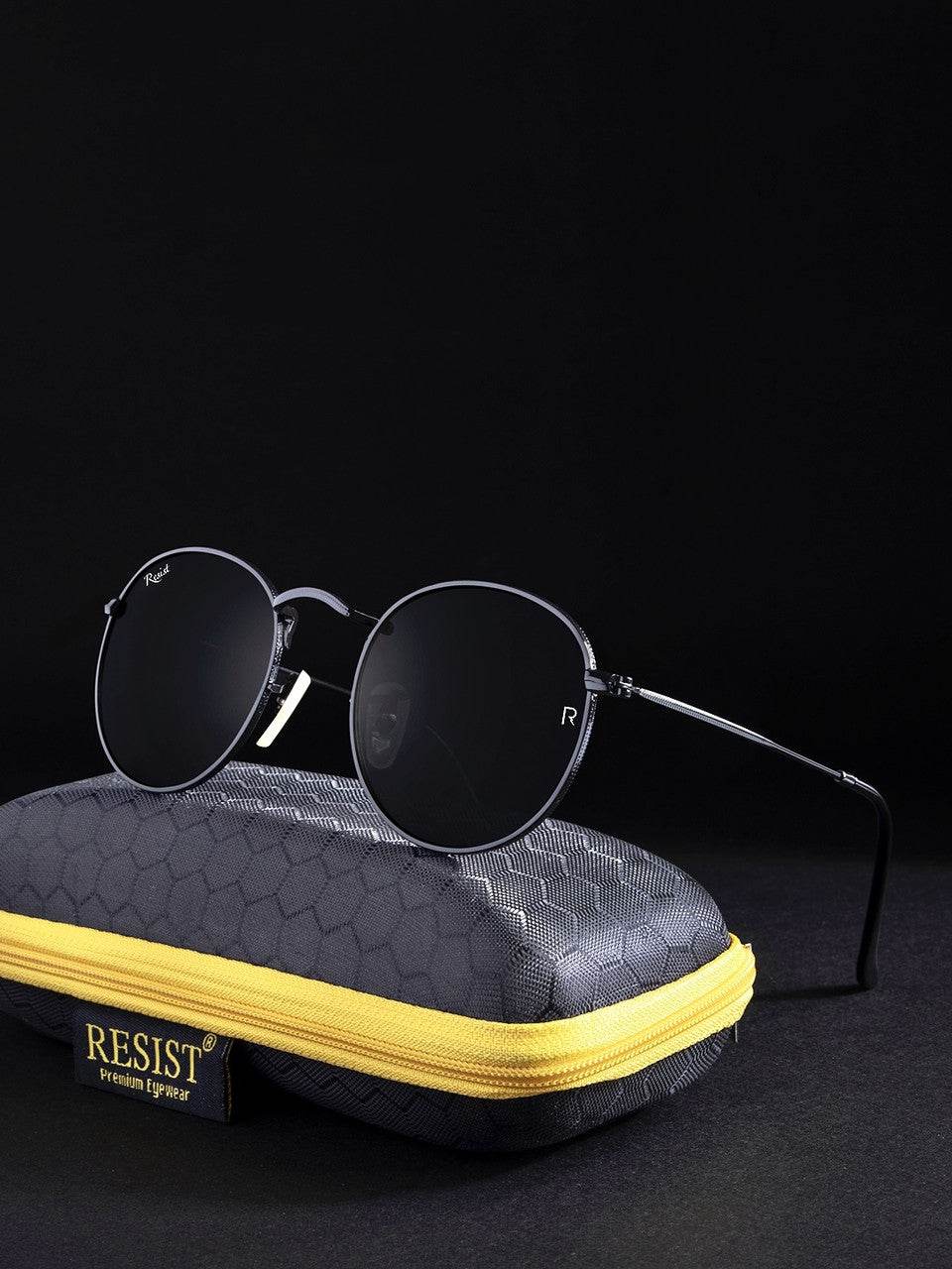 Thomas Round Sunglasses – Black Frame - Mens Attire